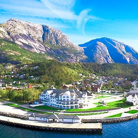 Voringfoss Hotel 3*