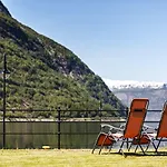 Voringfoss Hotel 3*